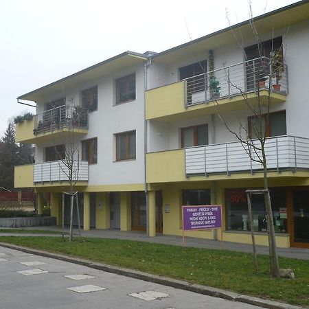 Apartman Anezka Лугачовице Экстерьер фото